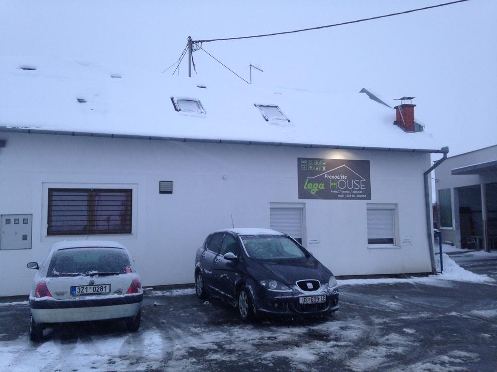 Hostel Lega House Όσιγιεκ Εξωτερικό φωτογραφία
